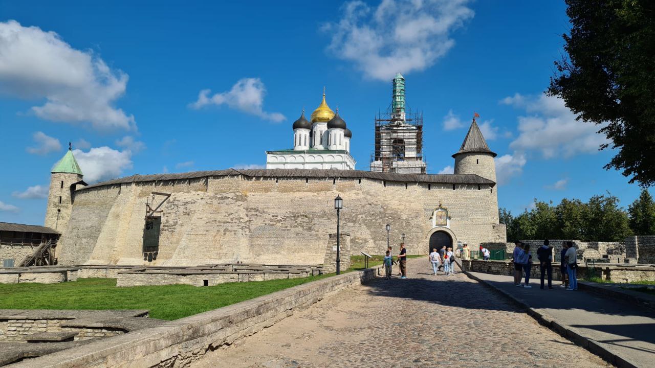 Экскурсии в Псковский Кремль